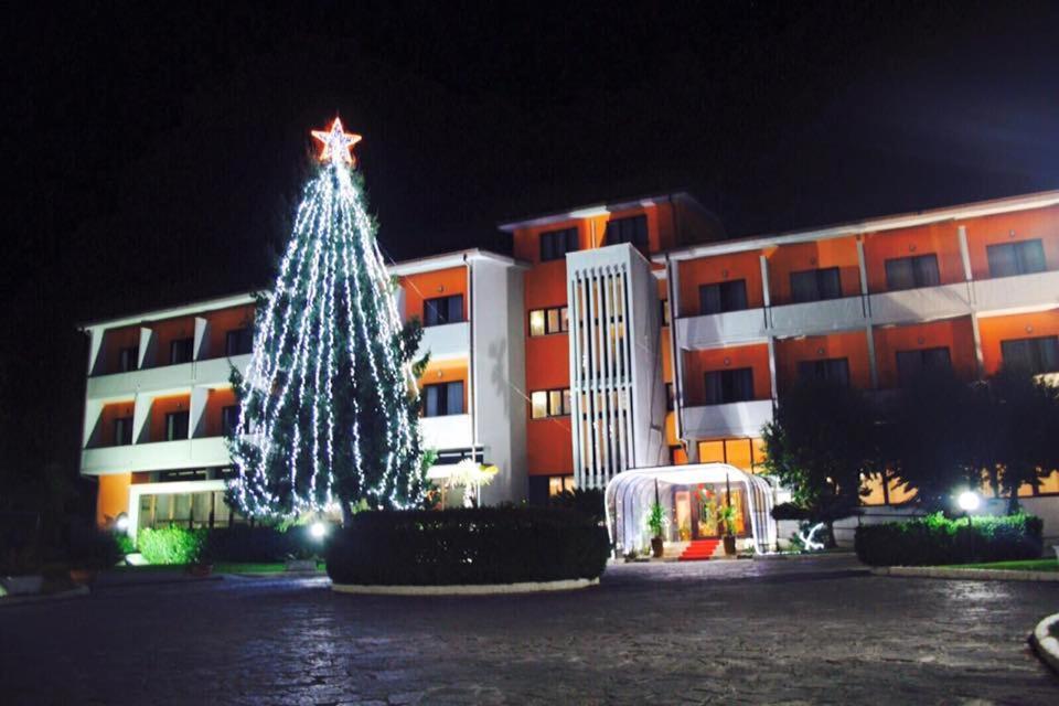 Venafro Palace Hotel מראה חיצוני תמונה
